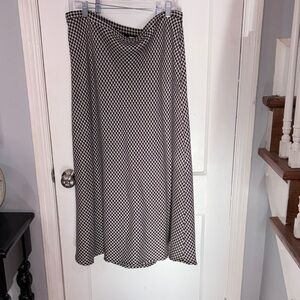 Chartered Club Elegant Black and White Checkered Skirt